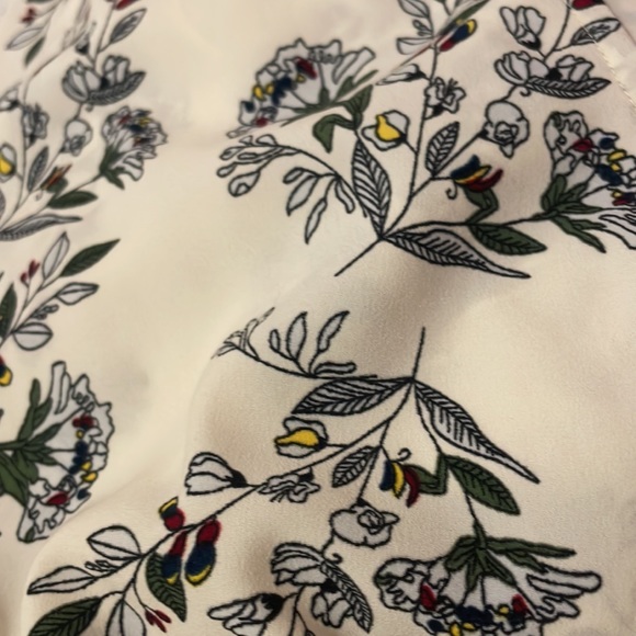 Off white floral romper Monk and Lou XS - Picture 3 of 3